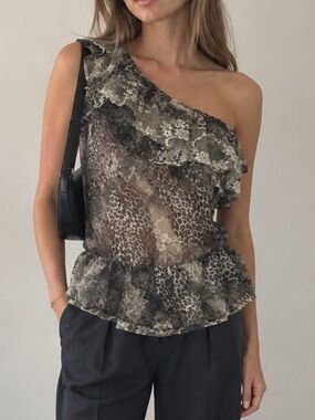 Guess Animal Print One-Shoulder Ruffle Lace Blouse size XS
